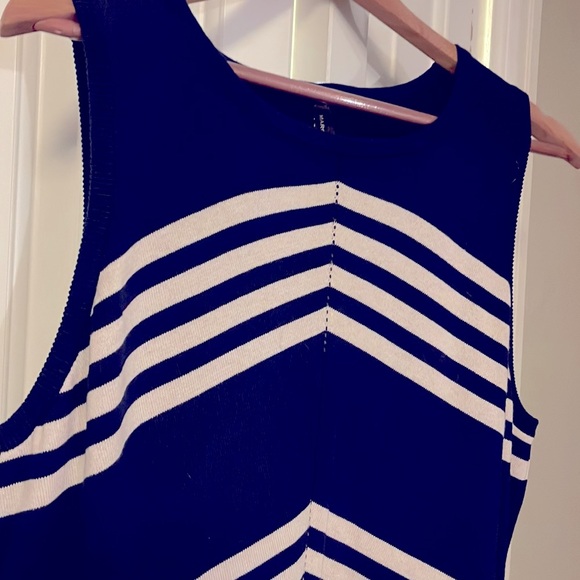 3/$10 Bundle: Marc NY Andrew Marc XL Tank Dress in Navy & White - Picture 3 of 8